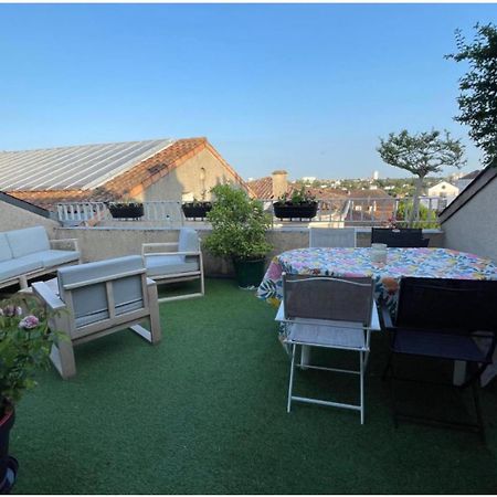 Grand Appartement Hypercentre Avec Terrasse Et Parking 푸아티에 외부 사진