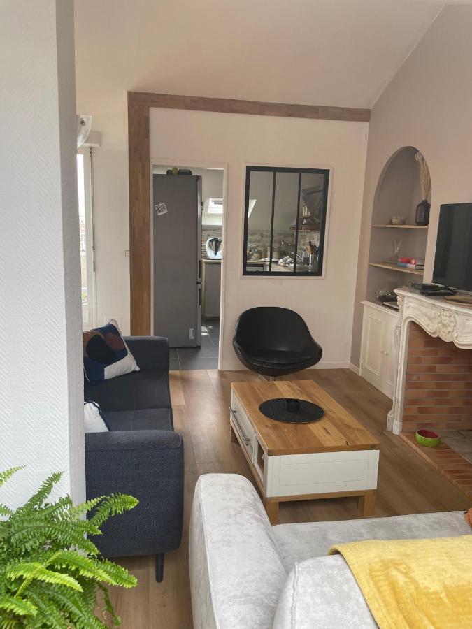Grand Appartement Hypercentre Avec Terrasse Et Parking 푸아티에 외부 사진
