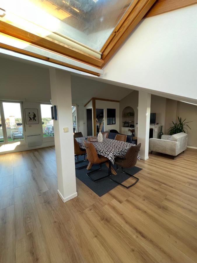 Grand Appartement Hypercentre Avec Terrasse Et Parking 푸아티에 외부 사진